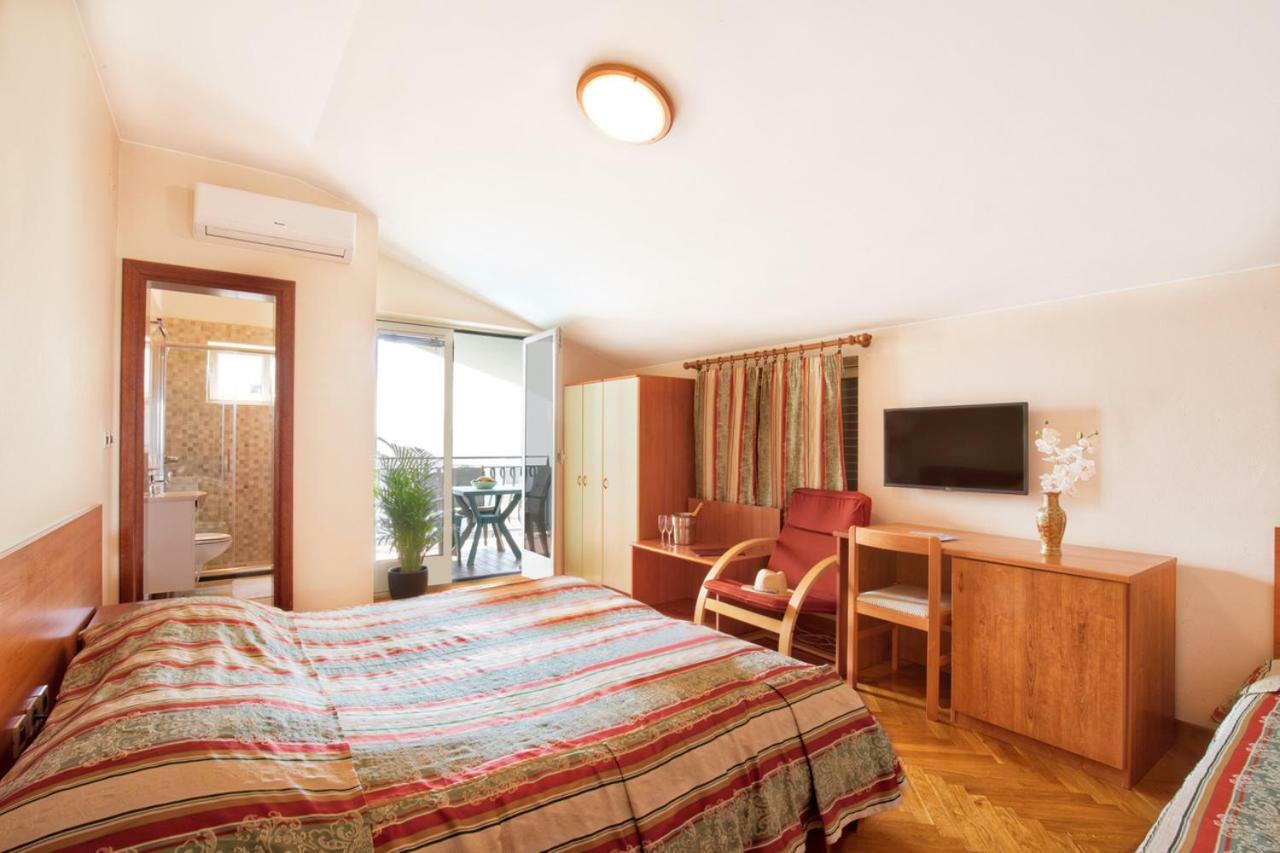 Villa Sveta Eufemija - Bed And Breakfast Rovinj Exterior photo